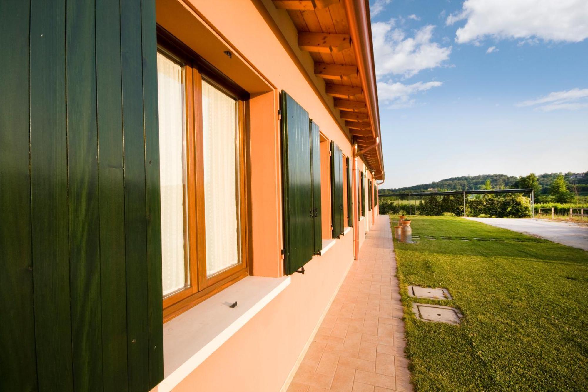 Agriturismo Cascina Roveri Monzambano Exterior photo
