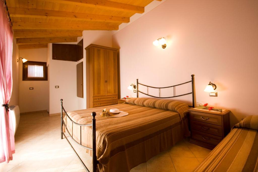 Agriturismo Cascina Roveri Monzambano Room photo
